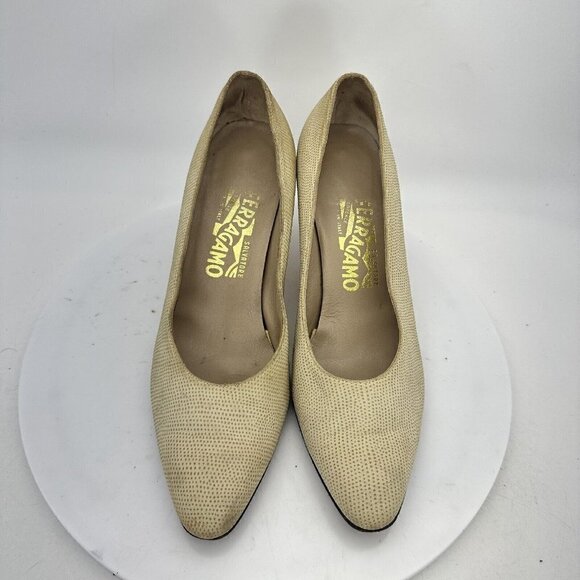 Salvatore Ferragamo Classic Pump Women Size 8 Medium Heel Shoes Cream Beige - Picture 6 of 13